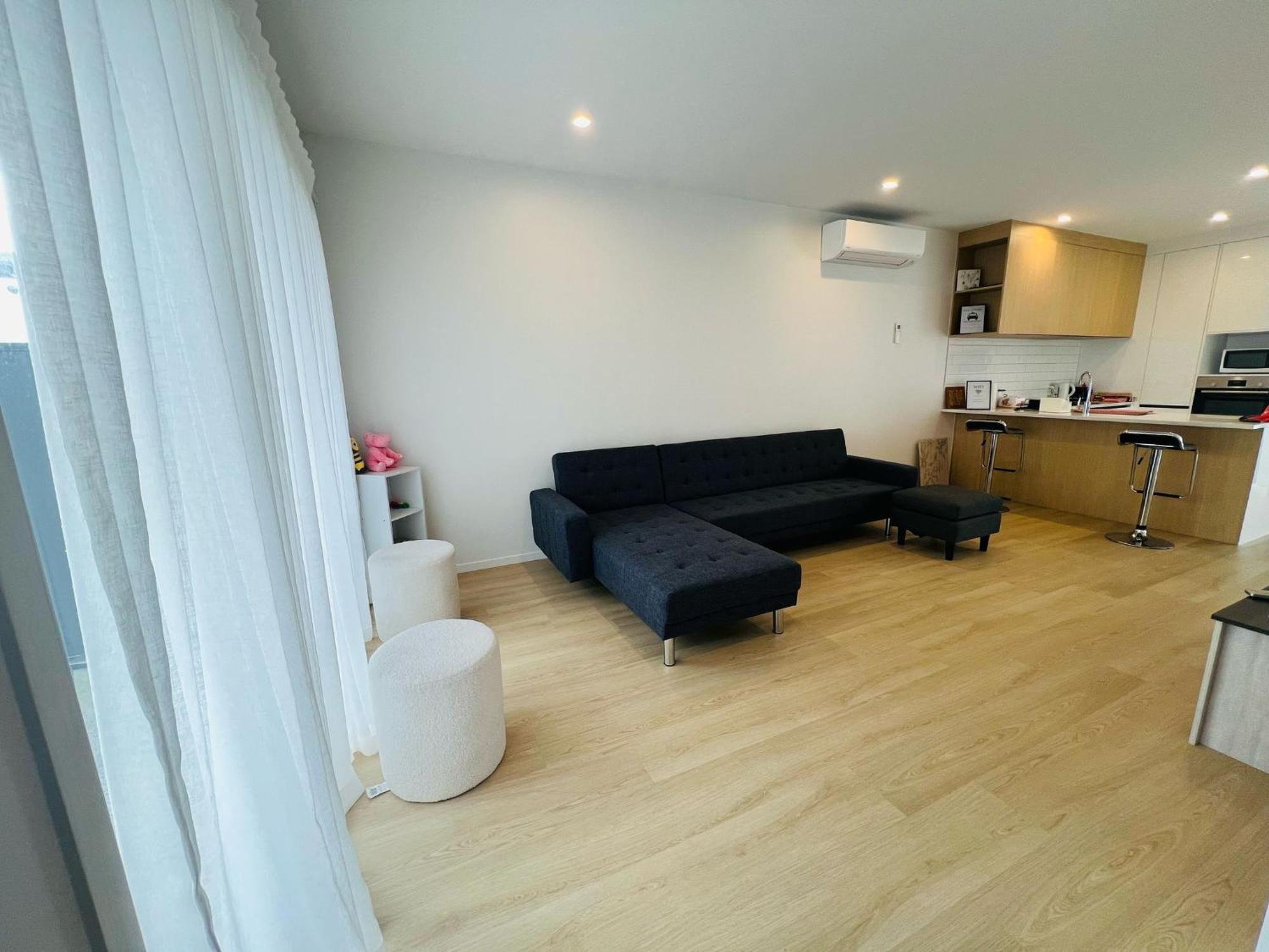 Central Modern 3-Bedroom,3- Bathroom House With Patio And Carpark- Lower Hutt City Centre Dış mekan fotoğraf