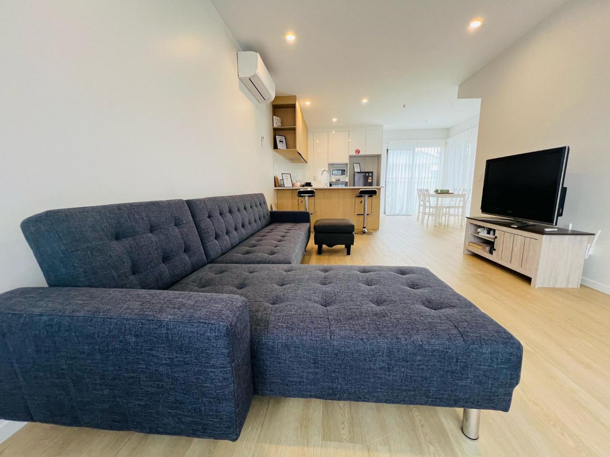 Central Modern 3-Bedroom,3- Bathroom House With Patio And Carpark- Lower Hutt City Centre Dış mekan fotoğraf