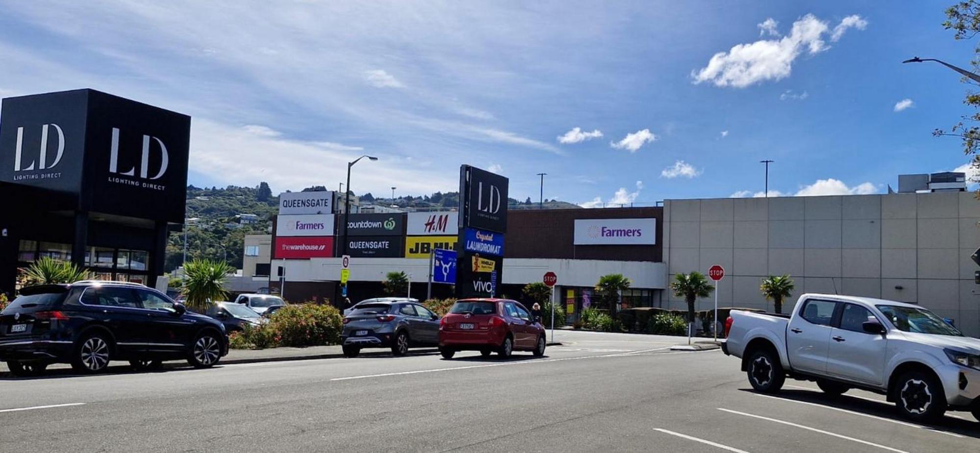 Central Modern 3-Bedroom,3- Bathroom House With Patio And Carpark- Lower Hutt City Centre Dış mekan fotoğraf